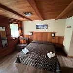 Americana D'hotes Bed & Breakfast Champoluc