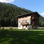 Bed & Breakfast Americana D'hotes Champoluc