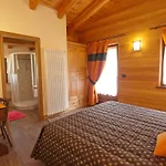 Americana D'hotes Bed & Breakfast