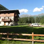 Bed & Breakfast Americana D'hotes Champoluc