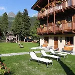 Bed & Breakfast Americana D'hotes Champoluc