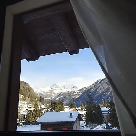 Americana D'hotes B&B