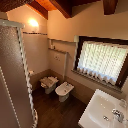 Nocleg ze śniadaniem Americana D'hotes Champoluc