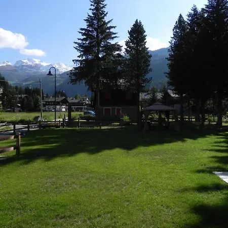 Villa Americana Chambres D'Hotes Bed & Breakfast *