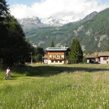 Villa Americana Chambres D'Hotes Bed & Breakfast *