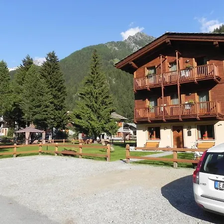 Americana D'hotes Bed & Breakfast