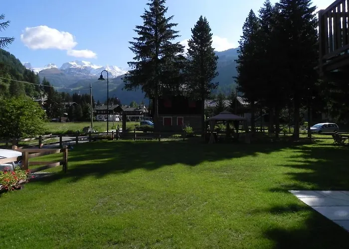 Villa Americana Chambres D'Hotes Frühstückspension 3*