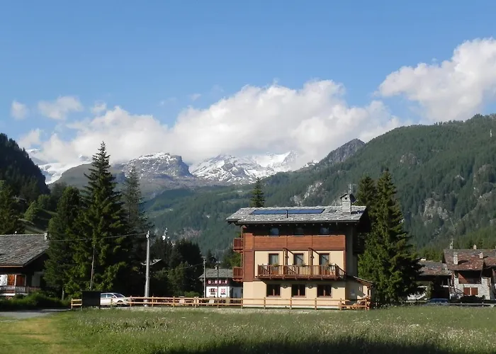 Villa Americana Chambres D'Hotes Champoluc